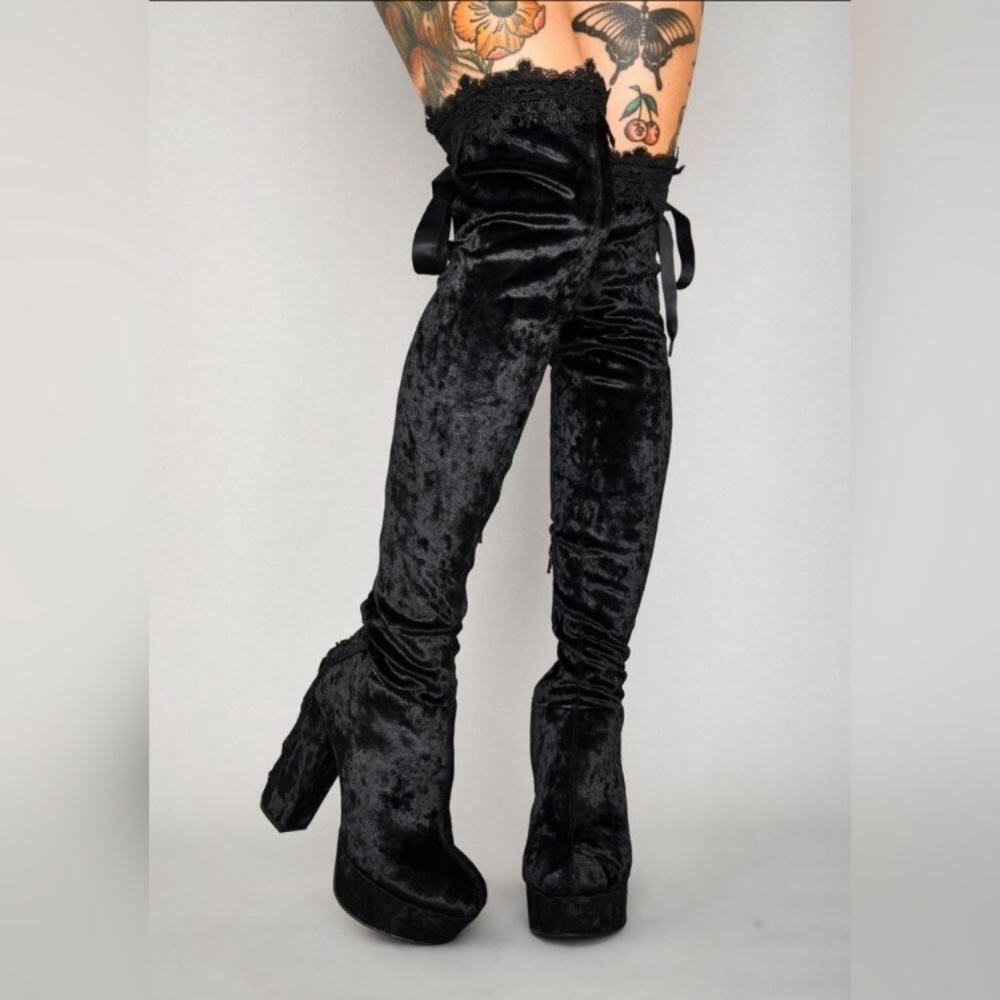 🕷 Widow: Guiltless Pleasure Crushed Velvet Thigh-High Boots, Size 11 NWOT